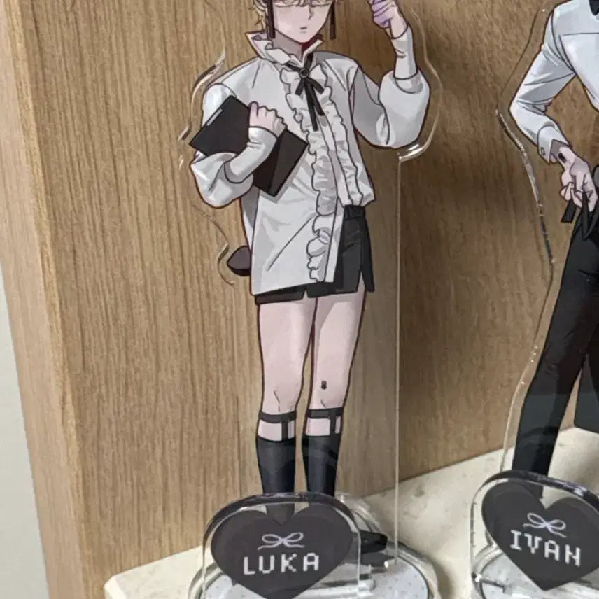 [BUNJANG] Bunii Ste Luca Acrylic Stand / 바니스테 루카 아크릴 스탠드