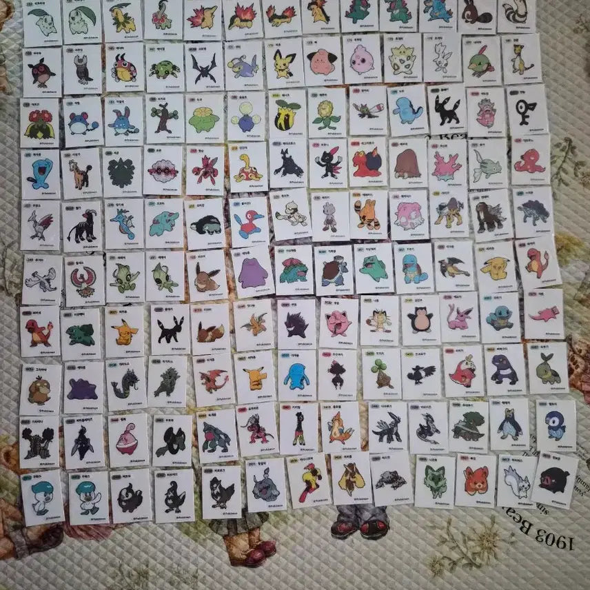 [BUNJANG] Pokemon Sticker Collection Bundle (240 pcs) / 포켓몬 띠부씰 1,2세대,4,9세대,시즌1 중복없이240장 일괄판매합니다