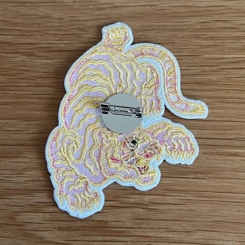 [BUNJANG] 82MAJOR Etume FEELM Signed Badge / 82MAJOR 82메이저 에투메 FEELM 사인 역조공 호랑이 뱃지