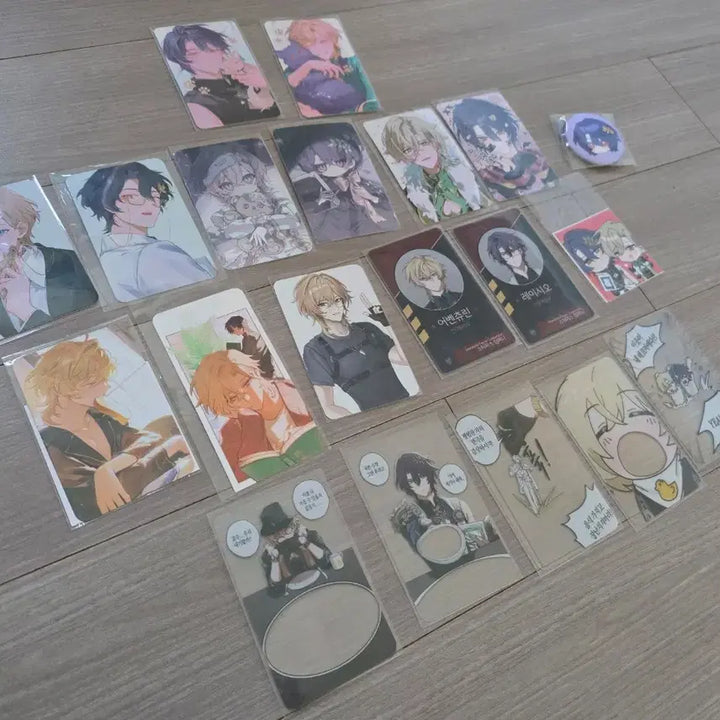 [BUNJANG] Le Sserafim Acrylics, Postcards, Photocards Bundle Set / 레이츄린 아크릴, 엽서, 포카 일괄 급처
