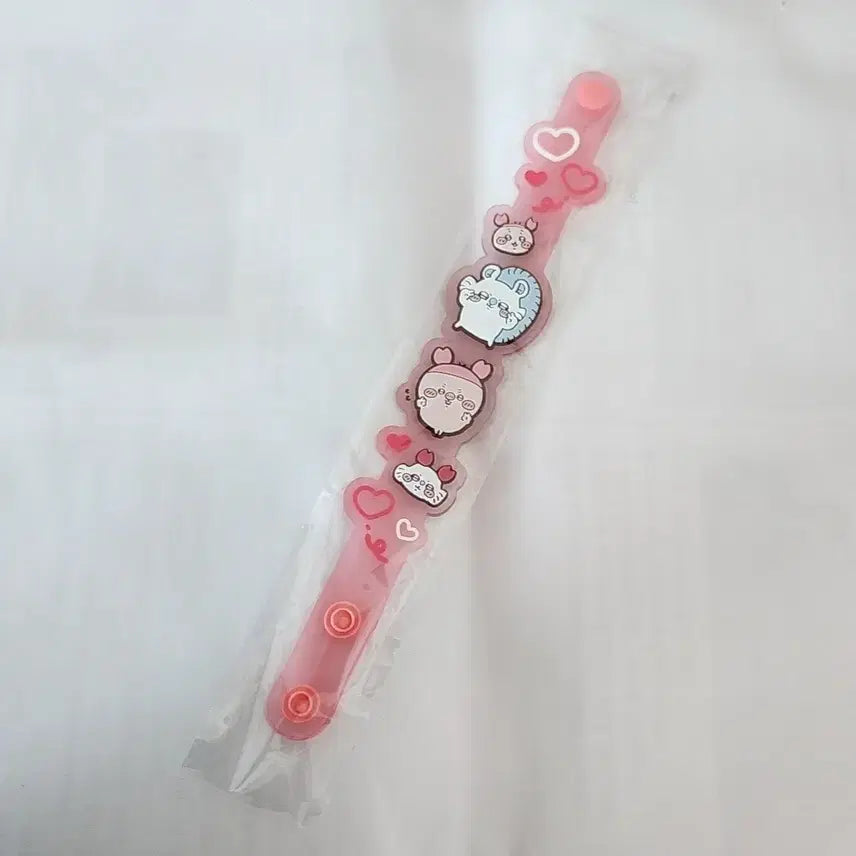 [BUNJANG] Chiikawa Bracelet Gacha Momo, Kani / 치이카와 팔찌 가챠 모몽가, 카니