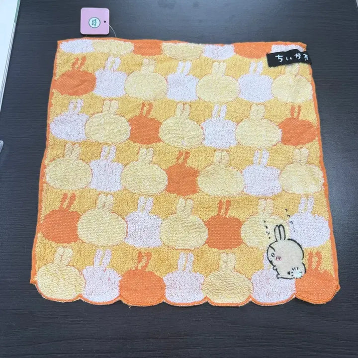[BUNJANG] Chiikawa Usagi Face Mini Towel - Authentic Japanese Product / 치이카와 우사기 얼굴 미니 타올 일본 정품 판매합니다