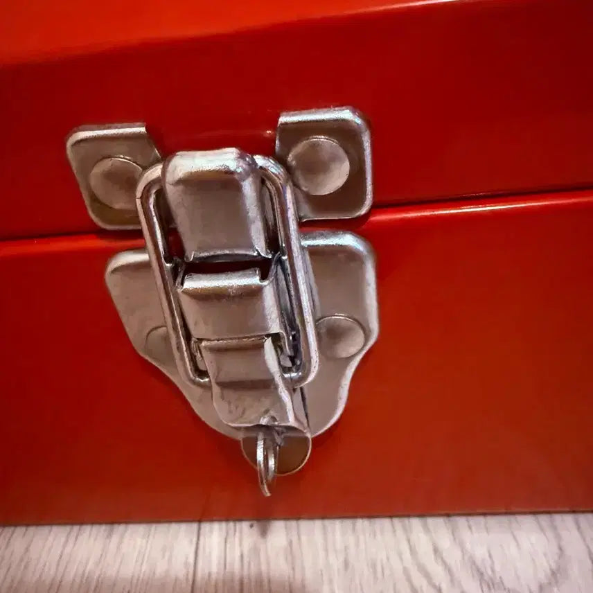 [BUNJANG] Supreme 14FW Metal Toolbox / 2014년 출시 슈프림 메탈 툴박스 Supreme Metal Toolbox 14FW 악세서리