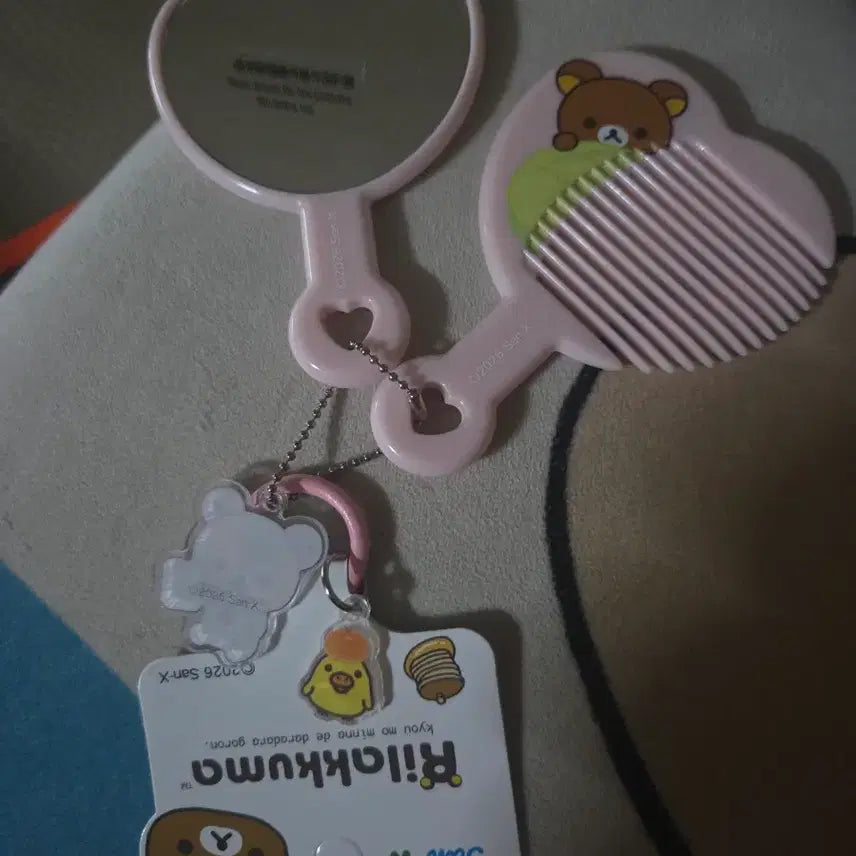 [BUNJANG] Rilakkuma Heart Mirror &amp; Keychain Set Pink / 새낭품:)리락쿠마 하트 빗거울 세트 키링 핑크