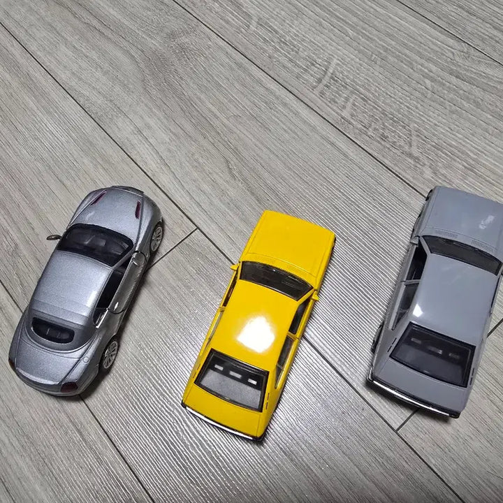 [BUNJANG] Pony &amp; Bentley Miniature Cars Bundle Set / 포니 및 벤틀리 미니카 (일괄로 팜 )
