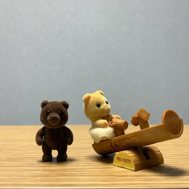 [BUNJANG] Sylvanian Families Old Bear Timbertop &amp; McFarlane Dolls Bundle Set / 실바니안 올드곰 팀버탑 + 맥팔레인 일괄