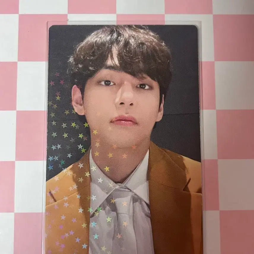 [BUNJANG] BTS V Japan Universal Lucky Draw Photocard / 방탄소년단 뷔 be 일본 유니버셜 럭드 포카 양도