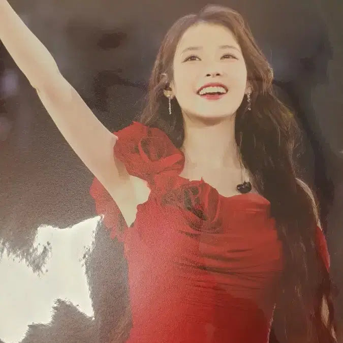 [BUNJANG] IU Concert Poster 3-Set / 아이유 콘서트 포스터 3종 세트