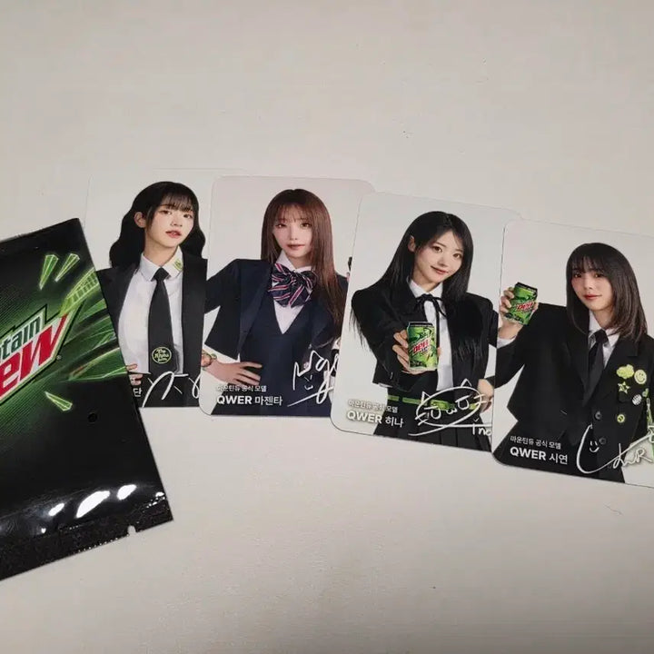 [BUNJANG] QWER Mountain Dew Collaboration Photocard Set (4 Members) / QWER 마운틴듀 포카