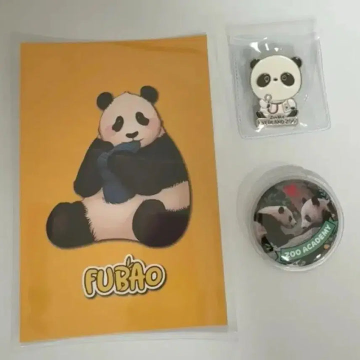 [BUNJANG] Fu Bao Veterinarian Badge / 푸바오 수의사 뱃지