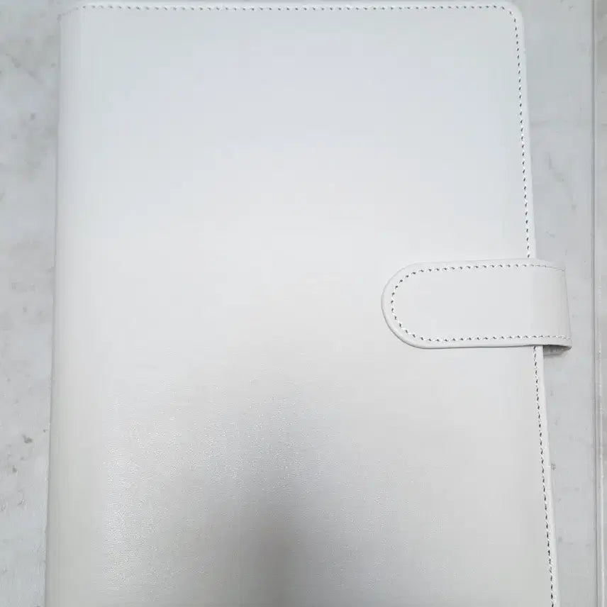 [BUNJANG] White 6-Ring Macaron Binder / [미사용] 흰색 6공 마카롱 바인더 화이트 싸게 처분합니다