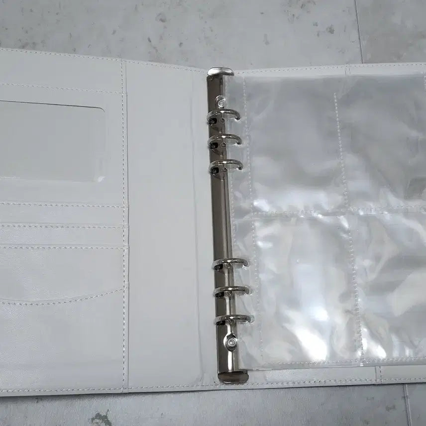 [BUNJANG] White 6-Ring Macaron Binder / [미사용] 흰색 6공 마카롱 바인더 화이트 싸게 처분합니다