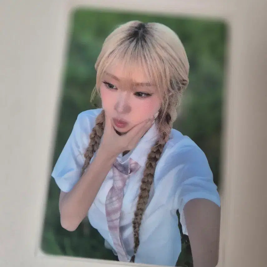 [BUNJANG] IZNA Jung Eun Lucky Draw Photocard / 이즈나 정은 타워레코드 덤핫 HANDLE WITH CARE