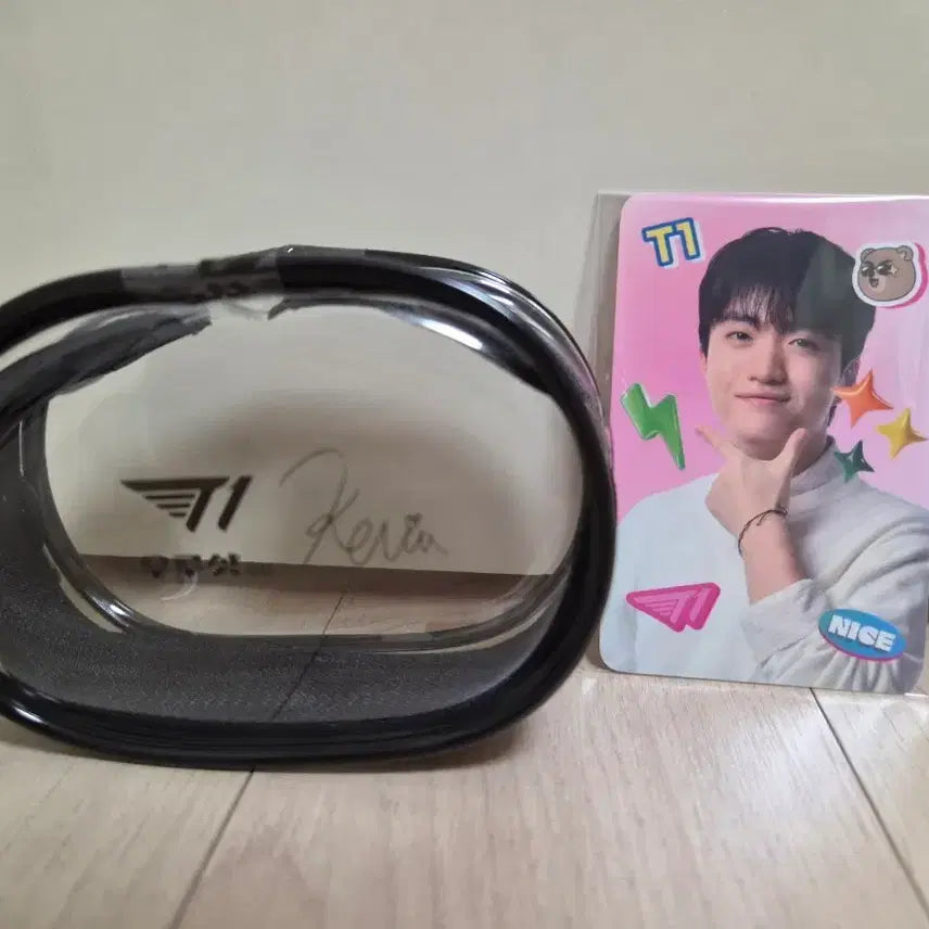 [BUNJANG] URUSHOT Keria Photocard &amp; Pouch / 우루샷 케리아 포카, 파우치