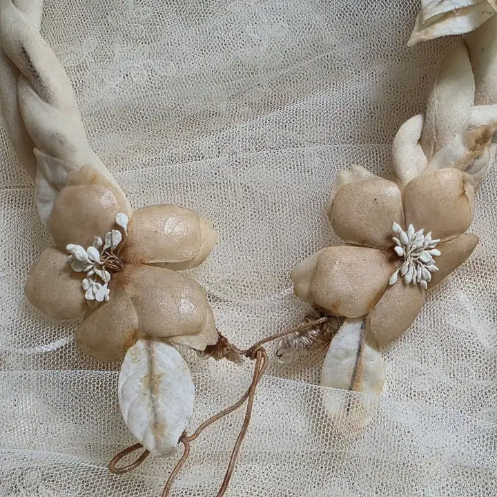 [BUNJANG] French Antique Wax Flower Headpiece / 제가바잉한 프랑스앤틱 왁스플라워 해드피스