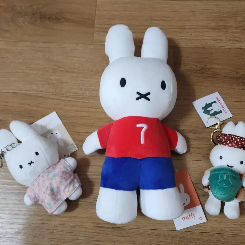 [BUNJANG] Miffy 3-Piece Doll Set / 미피 인형 세트 3종