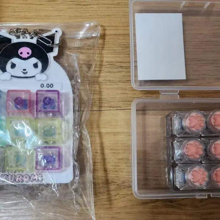 [BUNJANG] Kuromi &amp; Paw Print "Fiery Light" Keycap Set / 쿠로미 불빚 키캡 / 핑쿠 발바닥 키캡