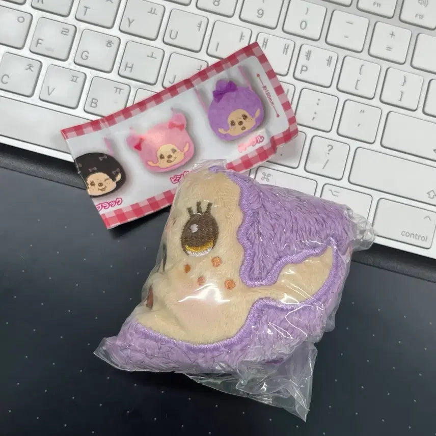 [BUNJANG] Monchhichi Pouch Crossbody Bag / 몬치치 인형 포셰트2 크로스백 파우치 가방 가챠 퍼플