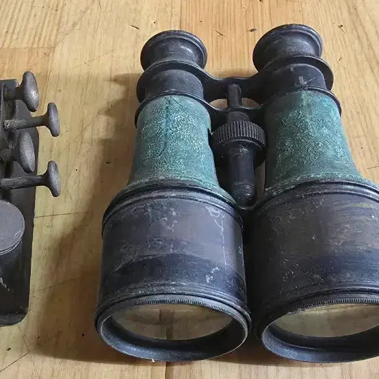 [BUNJANG] Vintage Telescope and Stove Bundle Set / 빈티지 망원경외 난로