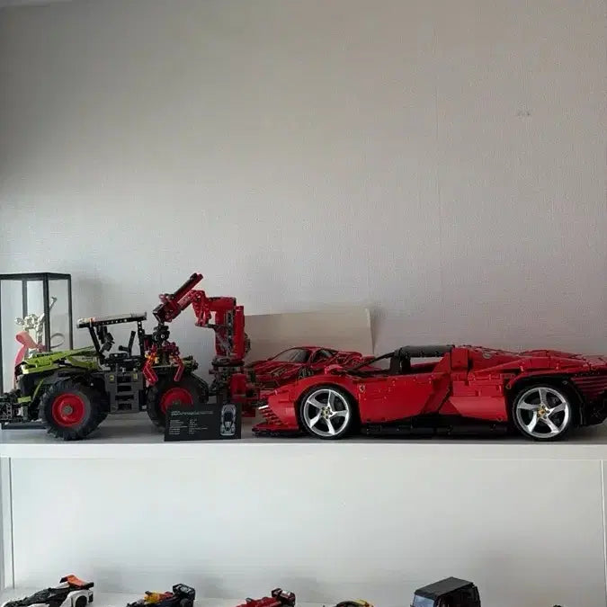 [BUNJANG] LEGO Technic Ferrari Daytona SP3 (42143) / 레고 테크닉 페라리  Daytona SP3 / 42143