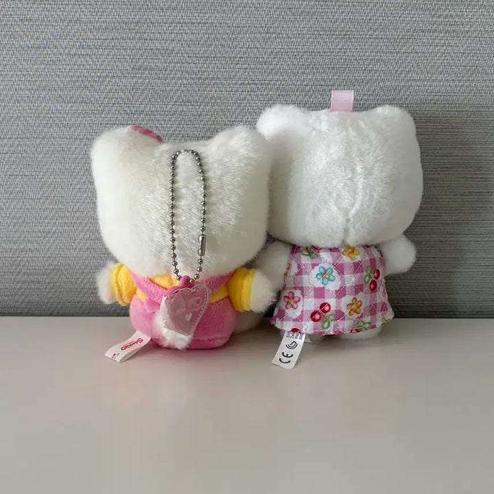 [BUNJANG] Sanrio Hello Kitty Mascot Set (2 Types) / 산리오 | 키티 마스코트 2종 세트