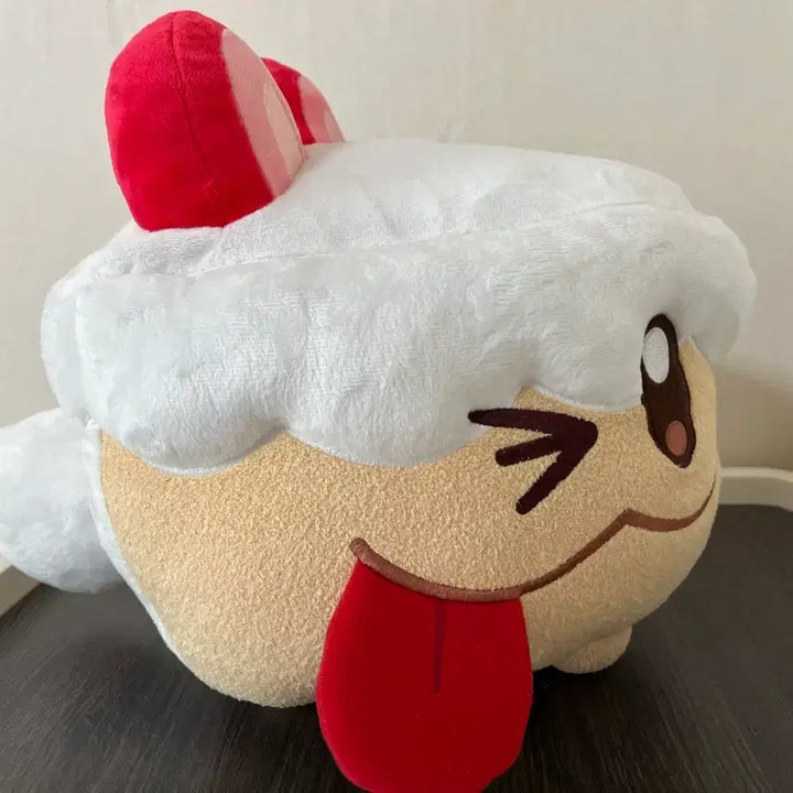 [BUNJANG] Cookierun Kingdom Cake Dog Plush Cushion / 쿠키런 : 킹덤 케이크 들개 인형 쿠션 팝니다.