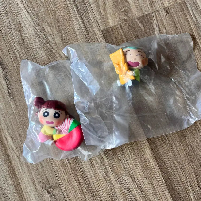 [BUNJANG] Crayon Shin-chan Kkanbu Figures (Nene &amp; Kazama) Bundle Set / 짱구 한과 피규어 (유리, 훈이 일괄판매)