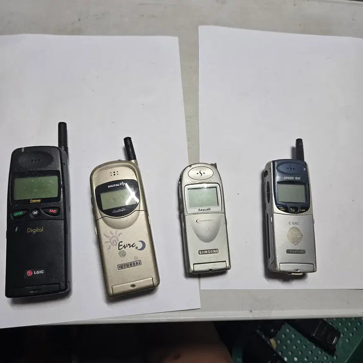 [BUNJANG] Vintage 90s Mobile Phones - Collector&