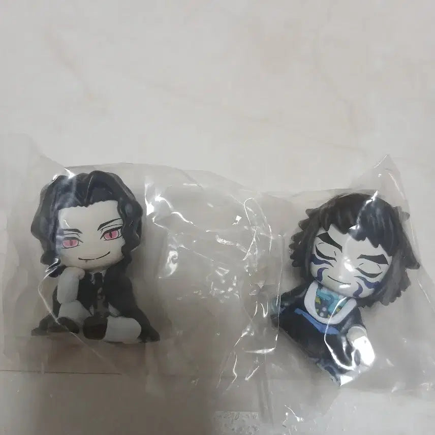 [BUNJANG] Demon Slayer Muzan &amp; Kaigaku Shoulder Hugger Bundle Set / 귀멸의 칼날 어깨쿵 무잔,카이가쿠 일괄