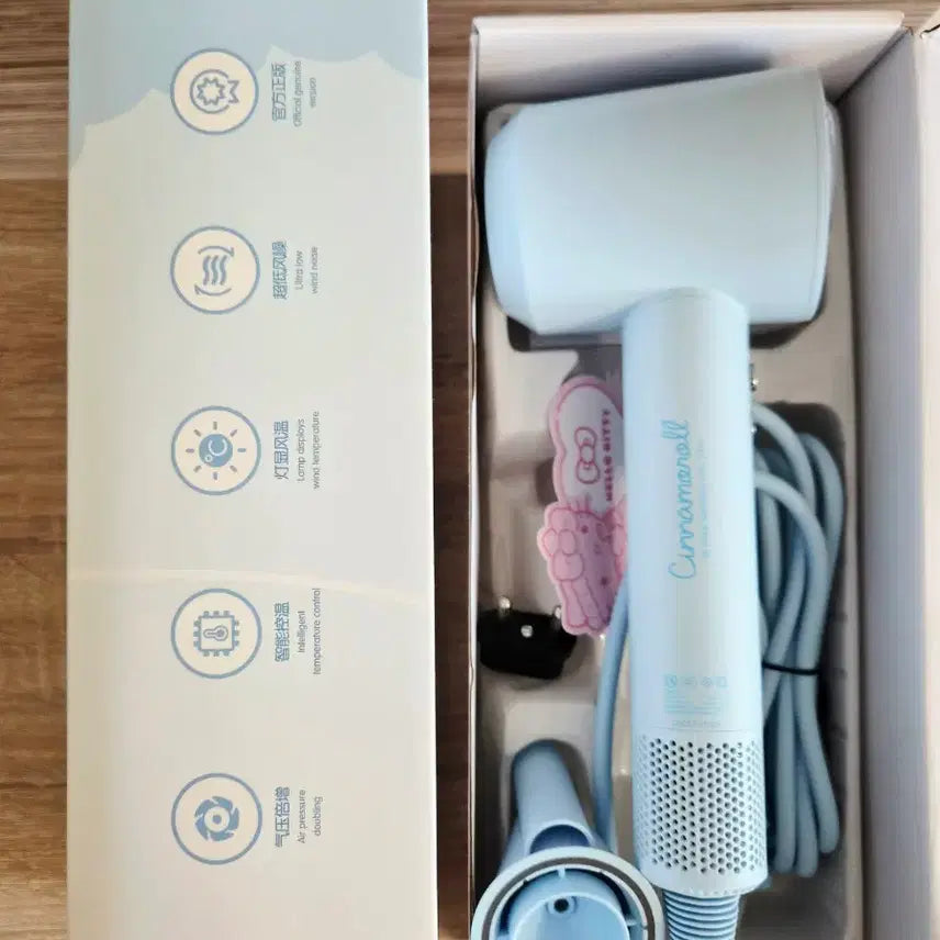 [BUNJANG] Cinnamoroll Hair Dryer (New) / 시나모롤 헤어드라이기 새상품