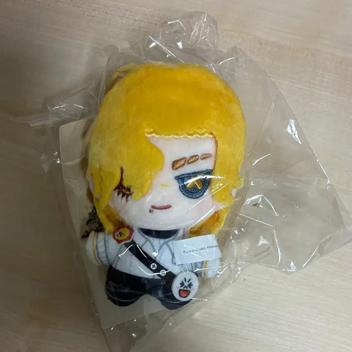 [BUNJANG] Identity V Knight KFC Plush (Sealed) / 미개봉)제5인격 기사 kfc 인형
