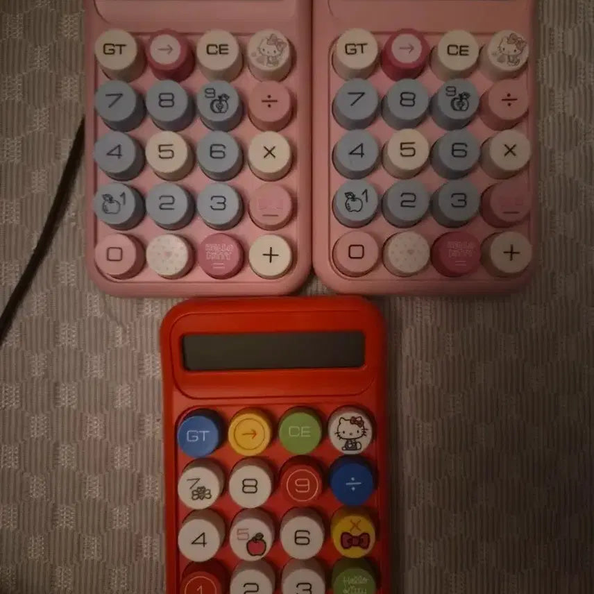 [BUNJANG] Hello Kitty Calculator Keycap Set Pink/Red / 헬로키티 계산기 키캡 핑크/레드