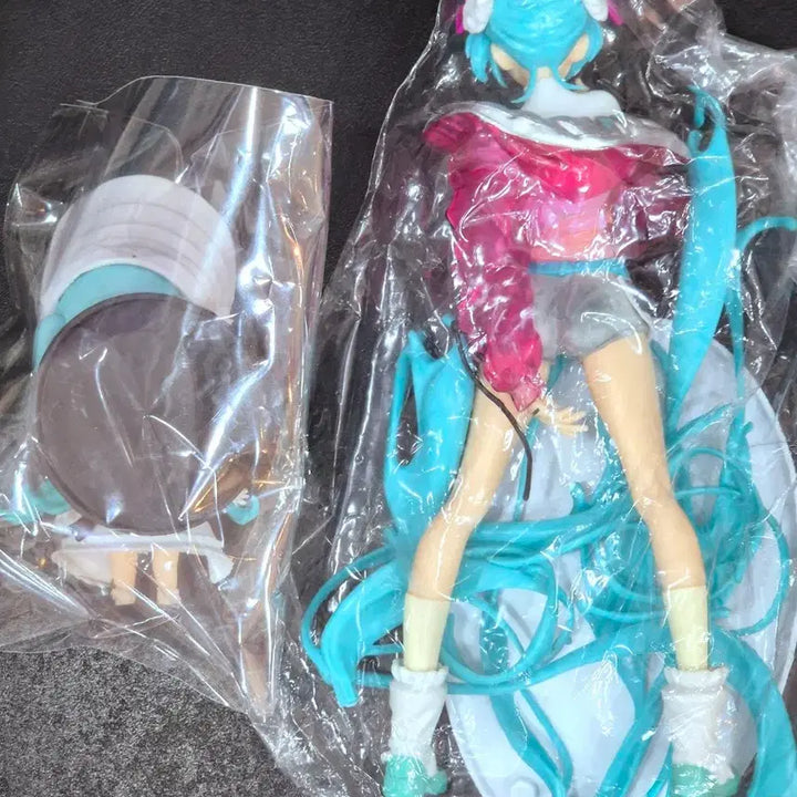[BUNJANG] Vocaloid Hatsune Miku 2 Figure Set / (처분가) 보컬로이드 하츠네 미쿠 피규어 2종 세트
