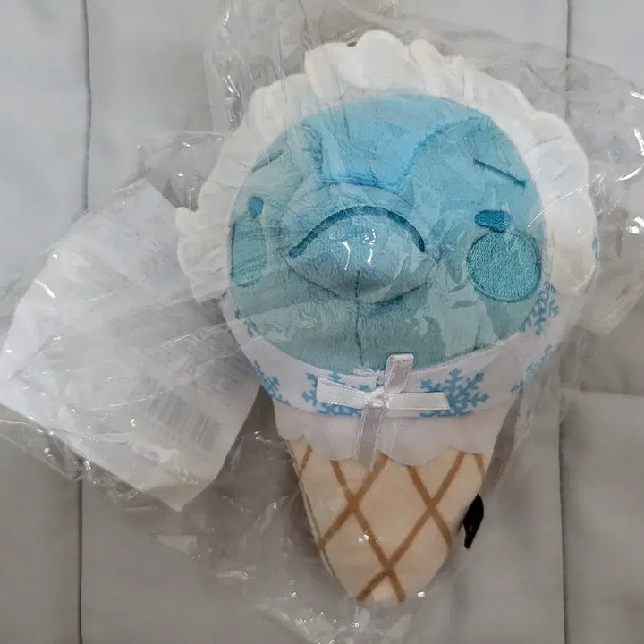 [BUNJANG] 2PM Lee Junho Penguin Ice Cream Plush / 아이스크림 펭펭이 이준호 2pm