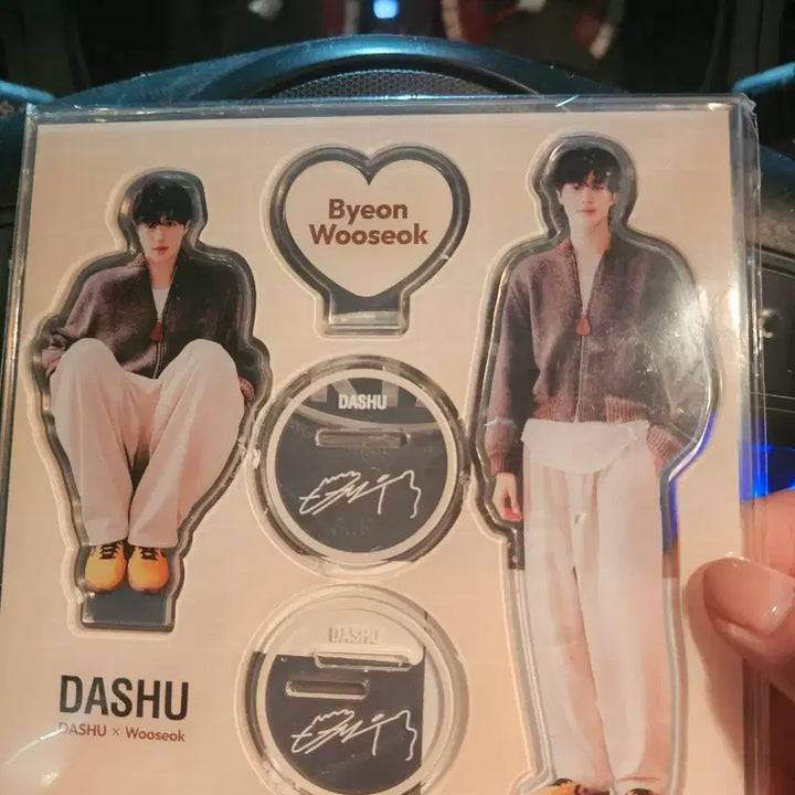 [BUNJANG] Byeon Woo Seok Dashing Acrylic Stand (Sealed) / 변우석 다슈 아크릴 스탠드 미개봉