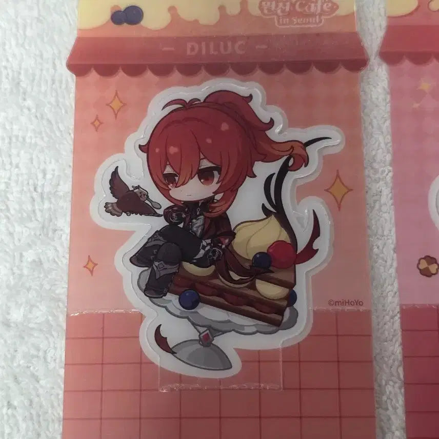 [BUNJANG] Genshin Impact Cafe Limited Edition SD Character Standee Card Set - Diluc &amp; Klee / 원신 카페 특전 sd 입체 카드 다이루크, 클레 일괄
