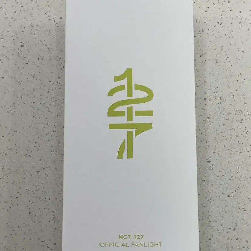 [BUNJANG] NCT 127 Official Fanlight New Moom / 미개봉)NCT127 엔시티 127 공식 응원봉 뉴믐 믐 fanlight