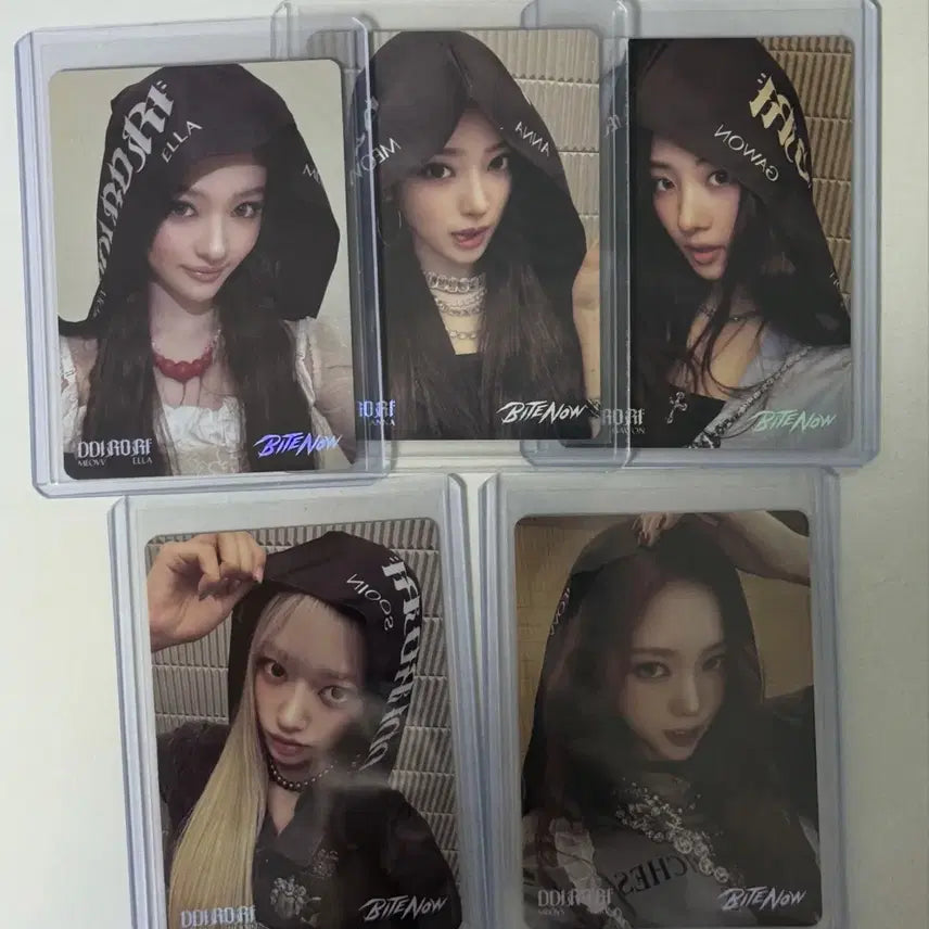 [BUNJANG] Miyau Promo Card 5-Type Set + Base Cards / 미야오 프로모카드 5종 세트 1