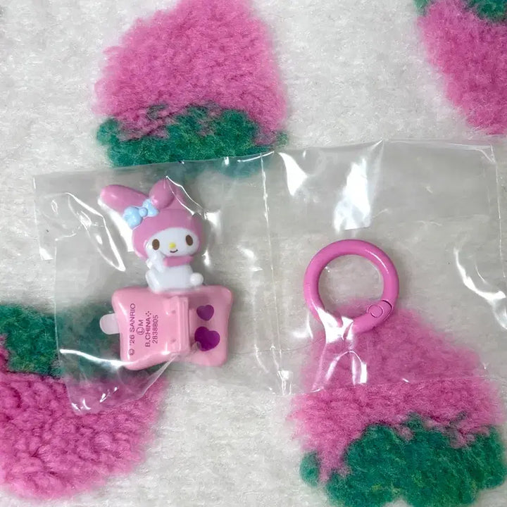 [BUNJANG] Sanrio My Melody Keychain Hanger / 산리오 키링 걸이 행거 가챠 마이멜로디 판매