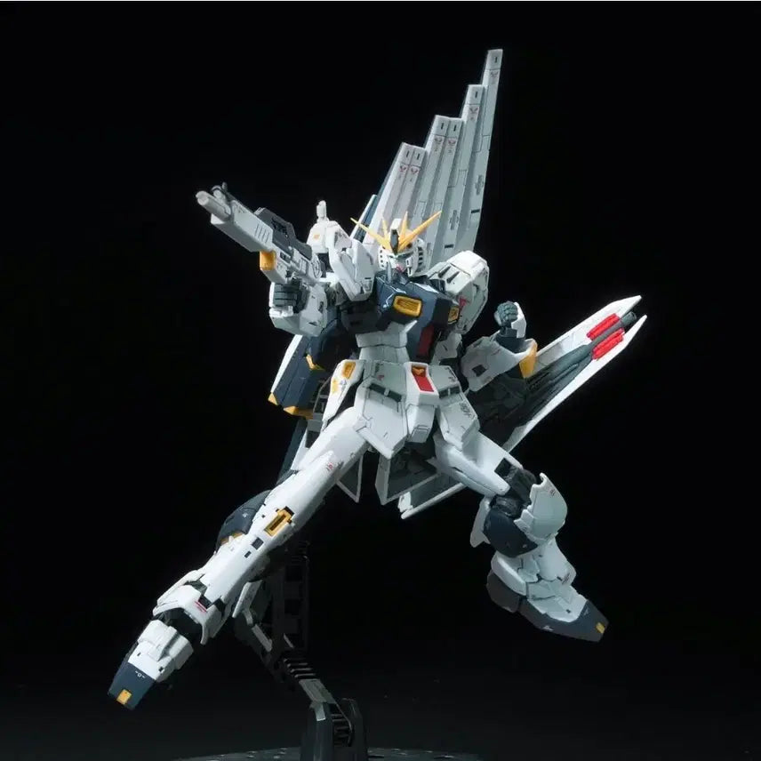 [BUNJANG] Bandai RG Nu Gundam Gunpla Plastic Model / 건담 반다이 RG 뉴건담 건프라 프라모델 팝니다
