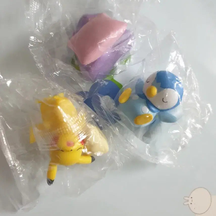 [BUNJANG] Pikachu, Squirtle, and Bulbasaur Drink Figures Bundle Set / 피카츄 음료 피규어 메다몽 팽도리 일괄