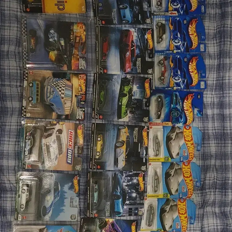 [BUNJANG] Hot Wheels Basic &amp; Premium Bundle Set / 핫휠 베이직 및 프리미엄 제품 일괄 판매합니다