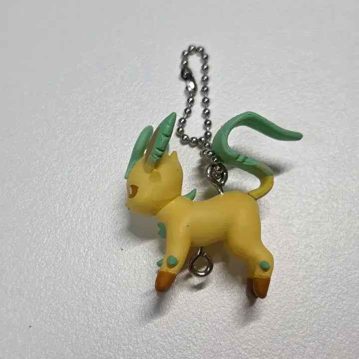 [BUNJANG] Pokemon Eeveelutions Dangling Gacha Figure Keychain / 포켓몬 이브이즈 대롱대롱 가챠 피규어 키링