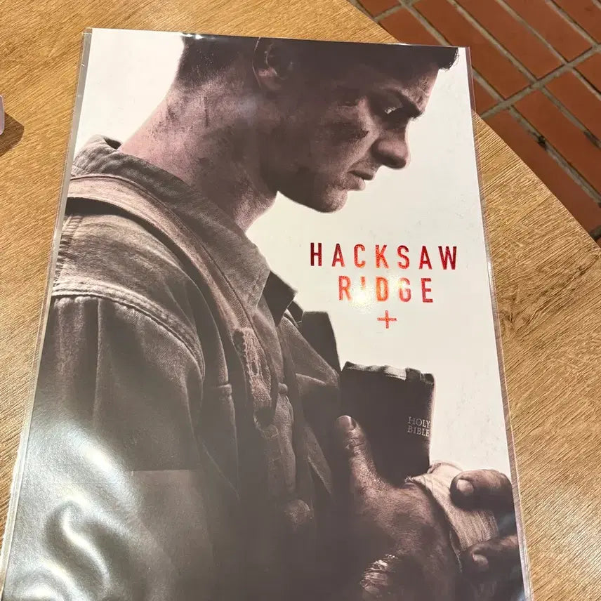 [BUNJANG] Hacksaw Ridge Weekend Poster (Red Foil Poster) / 핵소고지 2주차 주말 포스터 (적박포스터)
