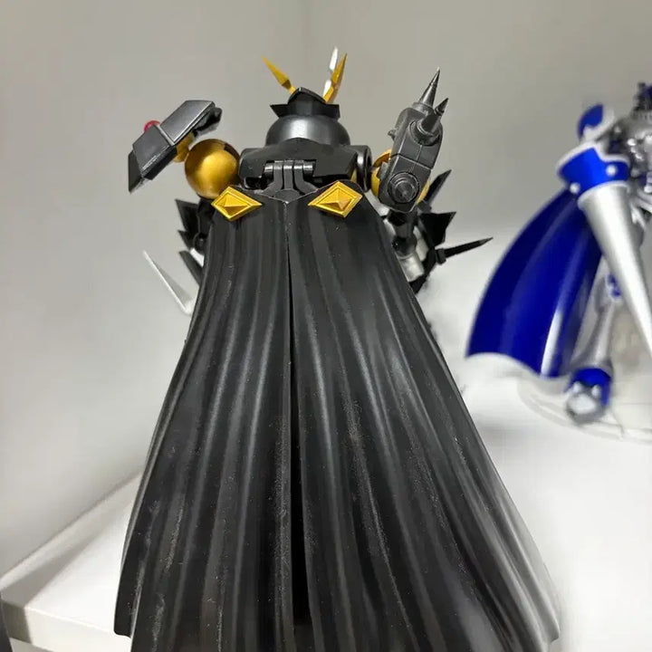 [BUNJANG] DG-MAZING Omegamon X Alter-B Figure / DG-MAZING 오메가몬 X 즈왈트