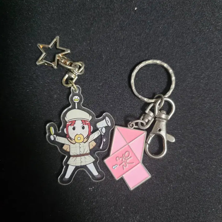 [BUNJANG] QWER Pop-up Logo Keyring &amp; Siyeon Custom Keyring / qwer 팝업중독 로고 키링, 시연 키링