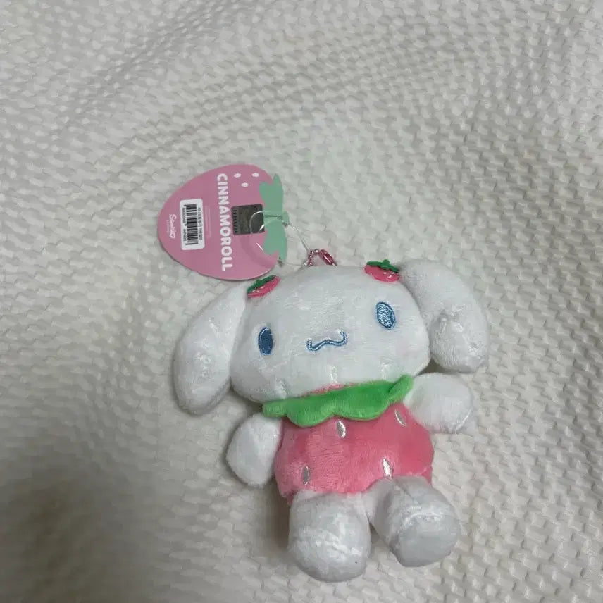 [BUNJANG] Strawberry Cinnamoroll Plush / 딸기 시나모롤 인형