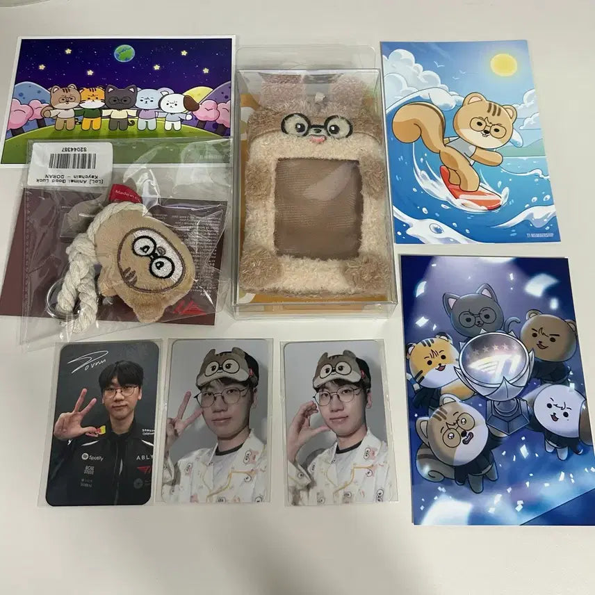 [BUNJANG] T1 Doran Goods Bundle Set - Photocard Holder, Protective Charm, Doranzy / T1 티원 도란 굿즈 일괄 판매 - 포카홀더 액막이 도람쥐