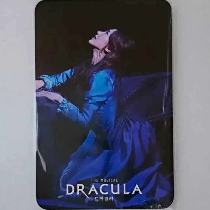 [BUNJANG] Dracula Jiyeon Park Photocard / 드라큘라 박지연 포카