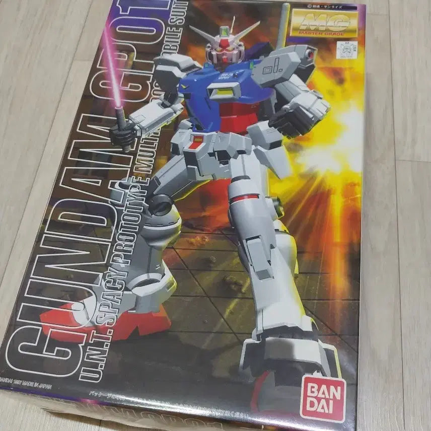 [BUNJANG] Master Grade Gundam GP-01 Model Kit / [미개봉]MG 건담 GP-01 팝니다